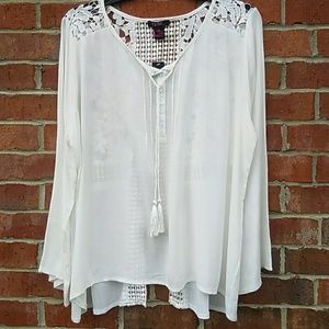 IT's Pink White Lace Back Blouse Size 2x